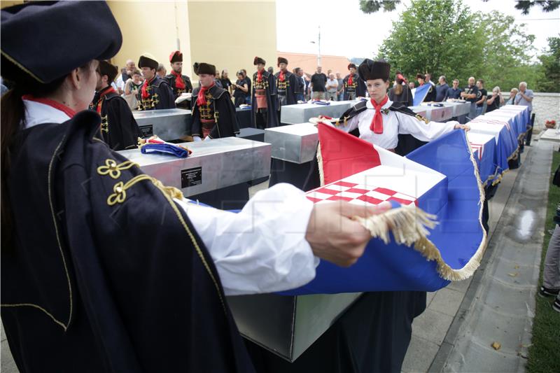 Posljednji ispraćaj i pokop posmrtnih ostataka 294 osobe ekshumirane na području Gračana