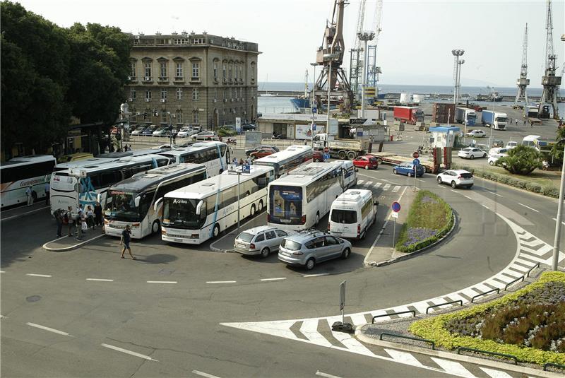 Štrajk upozorenja vozača autobusa u Rijeci