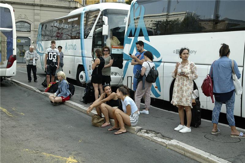 Štrajk upozorenja vozača autobusa u Rijeci