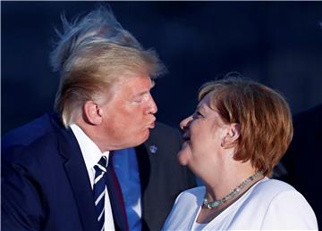 Trump tvrdi da postoji jedinstvo G7 o Iranu, "briljantna žena" Merkel ga opovrgava