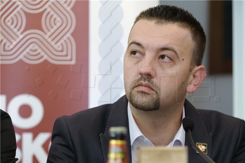 Dogradonačelnik Pavliček optužio SDSS da sudjeluje u srpskim provokacijama u Vukovaru