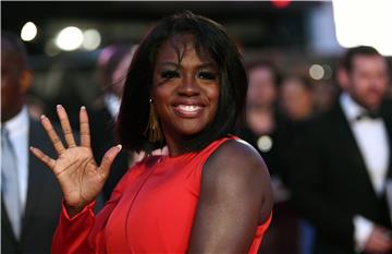 Viola Davis glumit će Michelle Obamu u novoj tv seriji