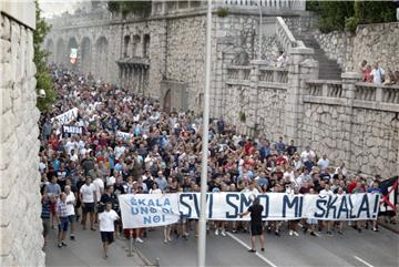 Prosvjed ispred Županijskog suda u Rijeci