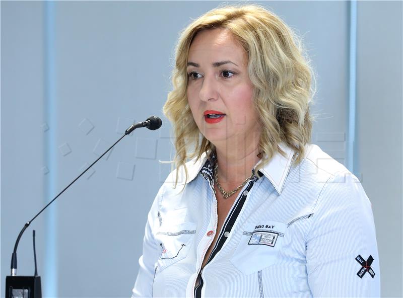 Školski sindikati na konferenciji za medije govorili o prosvjedu i štrajkaškim aktivnostima