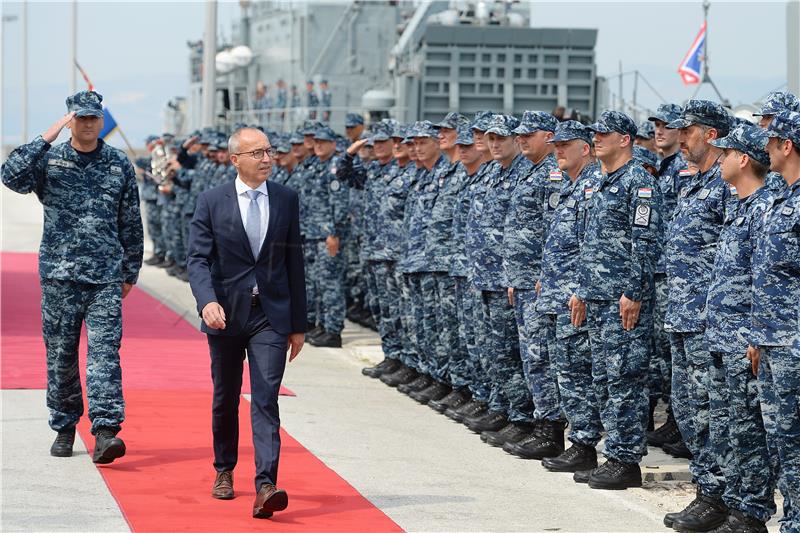 Svečani ispraćaj 2. hrvatskog kontingenta u NATO operaciju potpore miru Sea Guardian Sredozemlju