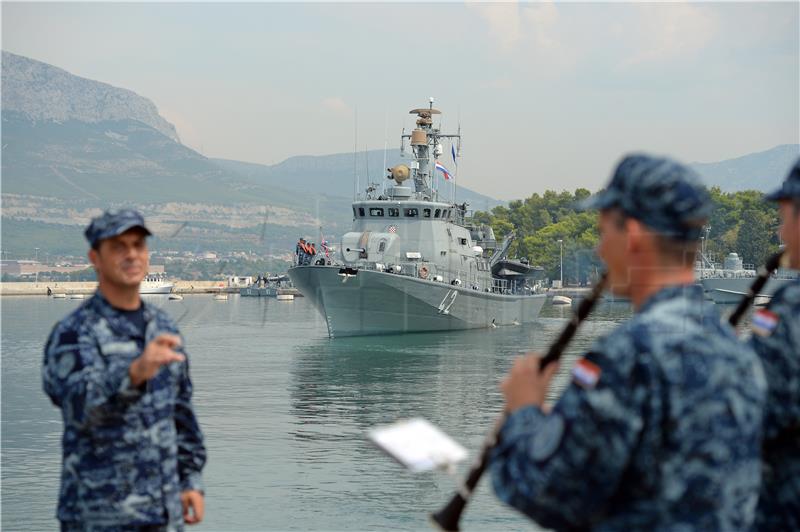 Svečani ispraćaj 2. hrvatskog kontingenta u NATO operaciju potpore miru Sea Guardian Sredozemlju