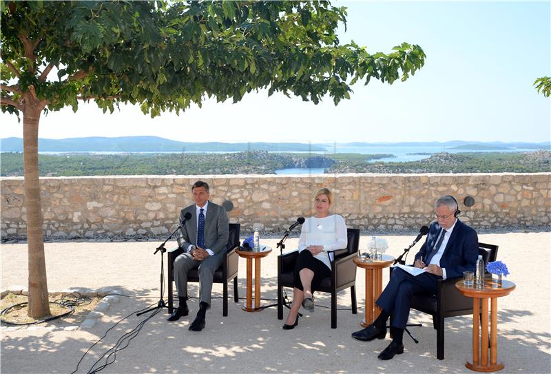 Grabar-Kitarović, Pahor i Bellen održali tiskovnu konferenciju