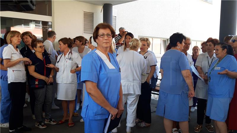 Split: Prosvjedovale medicinske sestre i tehničari, pridružili im se liječnici