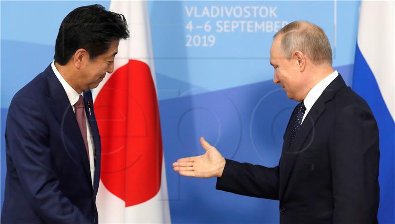 Putin za sada protiv mirovnog sporazuma s Japanom