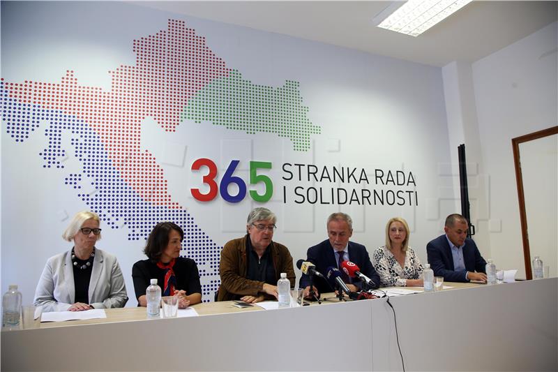 Konferencija za novinare Stranke rada i solidarnosti