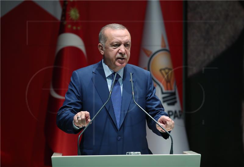 Erdogan ponovno zaprijetio otvaranjem granice za migrante