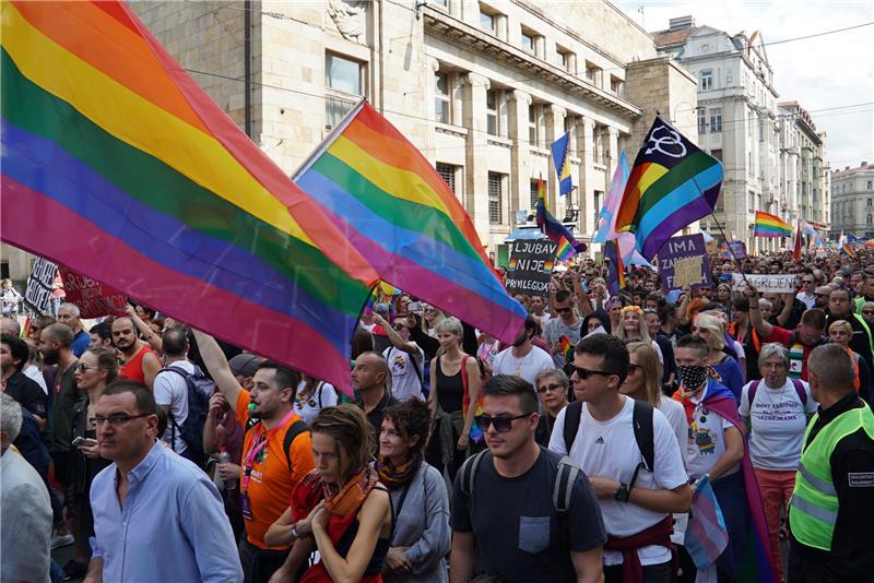 Over 3,000 people participate in Sarajevo's first Gay Pride march