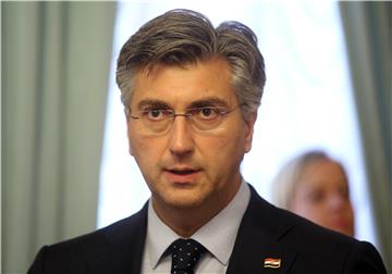 Plenković: Milanović ima kompleks poraza na izborima