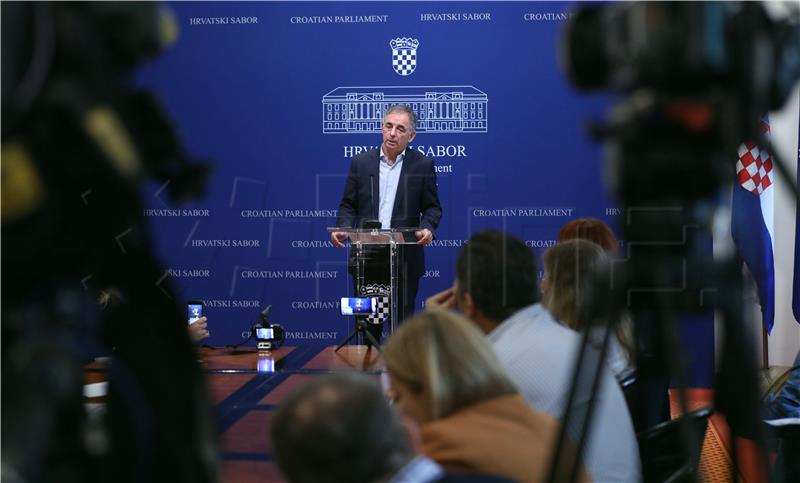 Pupovac: SDSS has not yet decided whether to leave ruling coalition