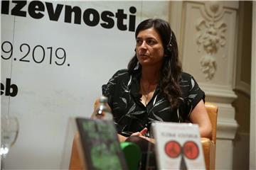 Književnica Samantha Schweblin gostovala na tribini "Pisac i njegov čitatelj" 7. Festivala svjetske književnosti