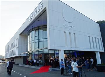 €6.8 mn headquarters of drugs and cosmetics wholesaler Salvus opened in Donja Stubica