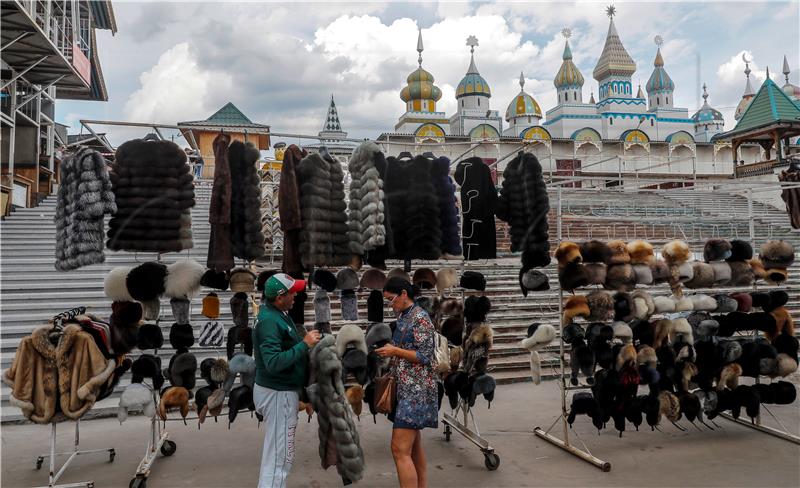 RUSSIA STREET MARKET