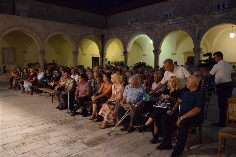 Dubrovnik: Predstavljena knjiga „Ombla, vile i vilani“