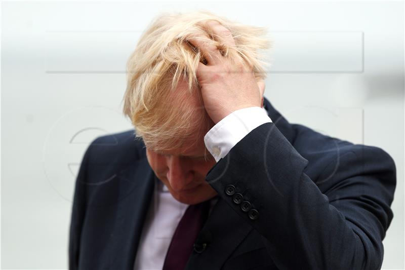 Johnson usporedio Britaniju s Hulkom: Hulk kad poludi razbija okove 