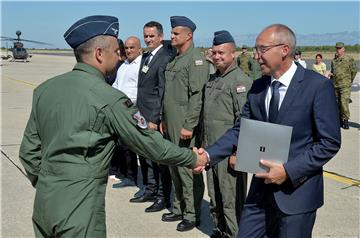 Zemunik: Svečanost povodom završetka obuke novih pilota