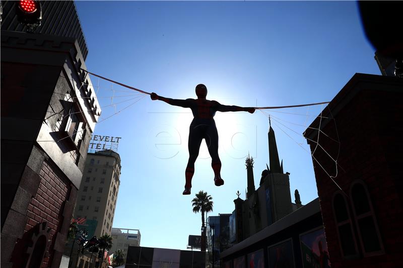 Policija testira Spidermenovo oružje kao alternativu elektrošokeru