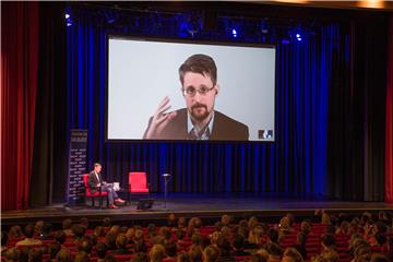 Edward Snowden live broadcast in Berlin