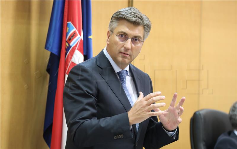 Premier Plenković odgovara na pitanje Gordana Marasa