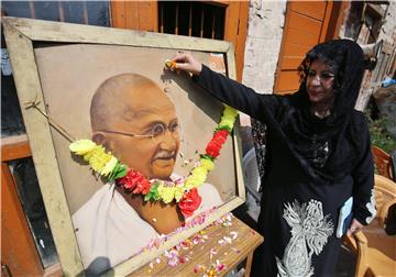 Zagreb to erect monument to Mahatma Gandhi at Bundek Lake