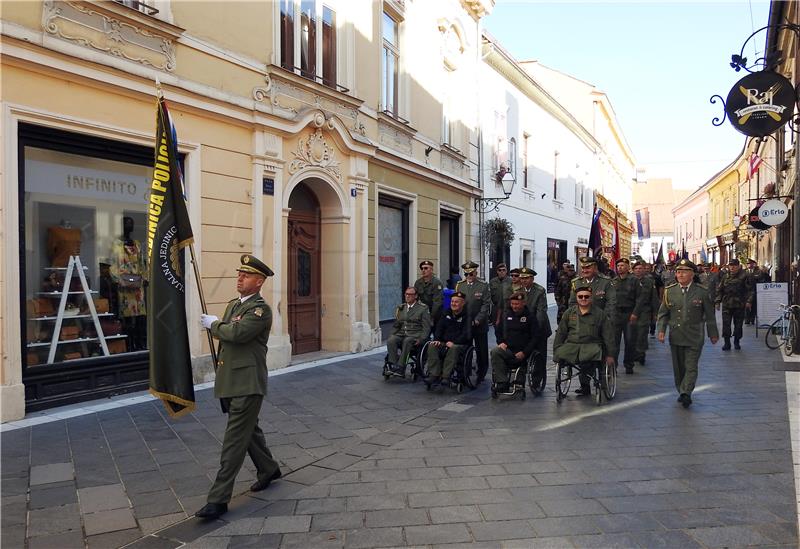 Mimohodom branitelja kroz centar grada i svečanim postrojavanjem obilježen Dan oslobođenja grada Varaždina