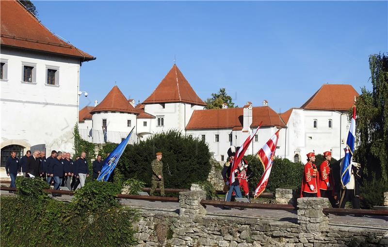 Mimohodom branitelja kroz centar grada i svečanim postrojavanjem obilježen Dan oslobođenja grada Varaždina