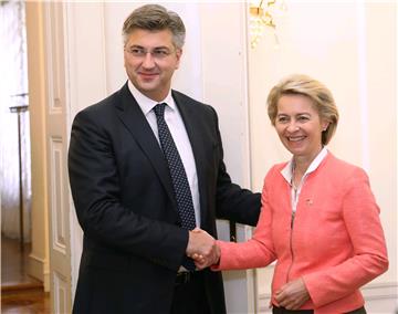 Plenković započeo posjet Bruxellesu radnim ručkom s Ursulom von der Leyen