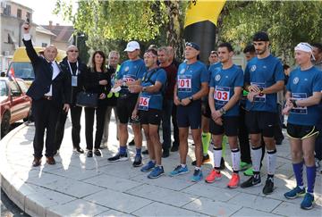 Zagreb: Počeo 18. memorijalni ultramaraton od Zagreba do Vukovara