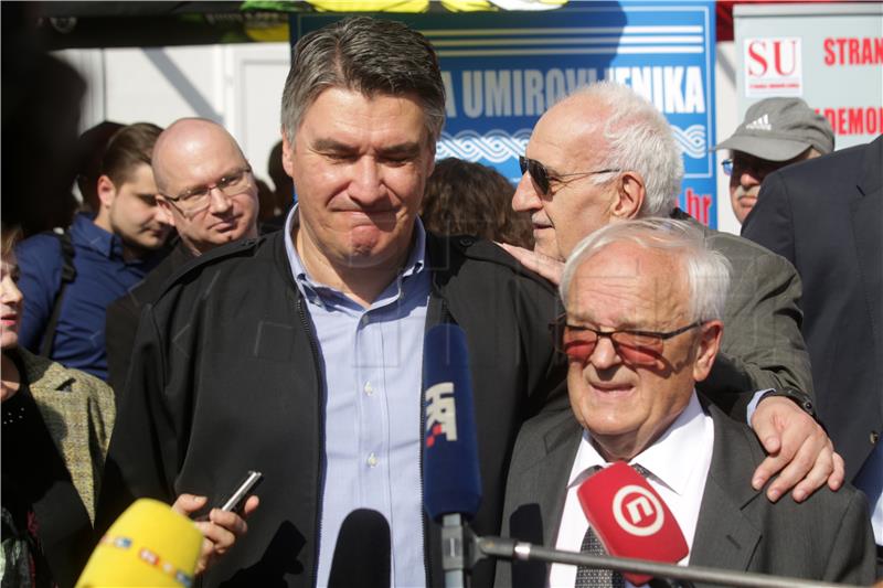 Milanovic comments on announcement of Grabar-Kitarovic's candidacy, pensioners' status