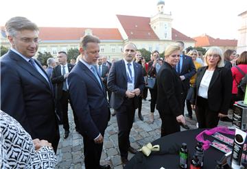 Državni vrh u Osijeku na završnici Dana hrvatskog turizma i dodjeli nagrada 