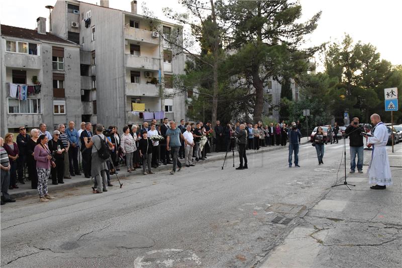 Dubrovnik: 28 godina od pogibije devet građana ispred skloništa u Novoj Mokošici