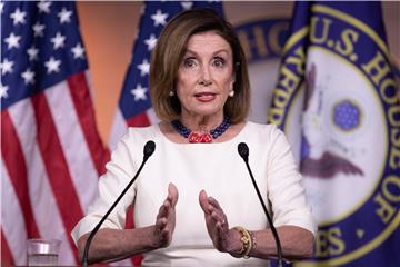 Pelosi: Trump nije iznad zakona 