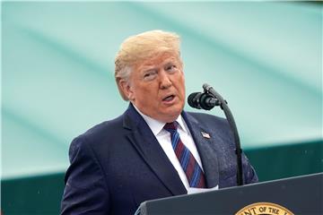 Trump: "Kurdi nam nisu pomogli u Normandiji"