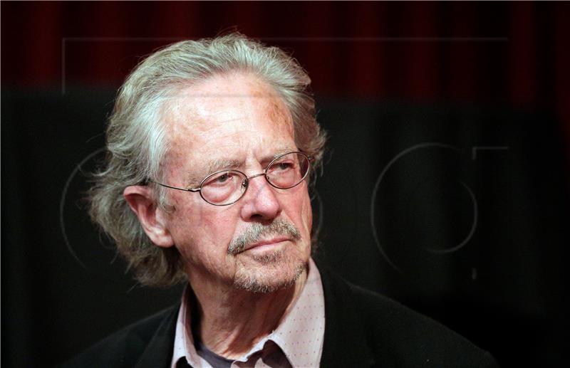 Peter Handke, kontroverzni istraživač jezika