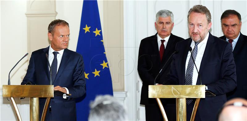 EU foreign ministers call on Bosnia and Herzegovina to form government