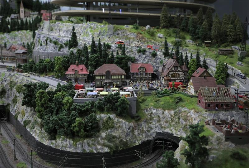 Backo Mini Express model railway becomes mini train museum