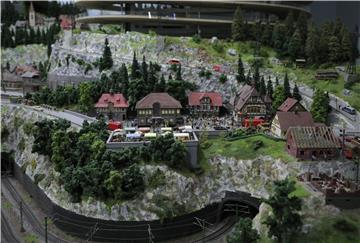 Backo Mini Express model railway becomes mini train museum