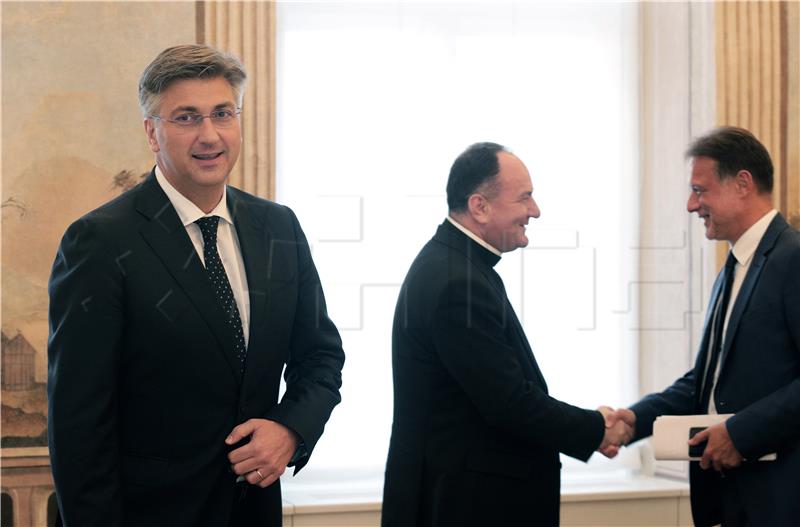 Premijer Plenković s predstavnicima HBK