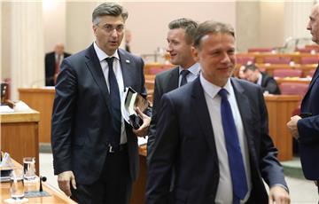 Premijer Plenković u Saboru podnosi godišnje izvješče o radu vlade