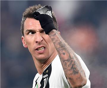 Mandžukić i Allegri korak do Old Trafforda