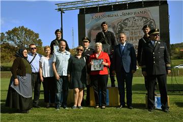 Svečani program 1. Memorijala "Šimo Đamić" u Tomici pokraj Slavonskog Broda