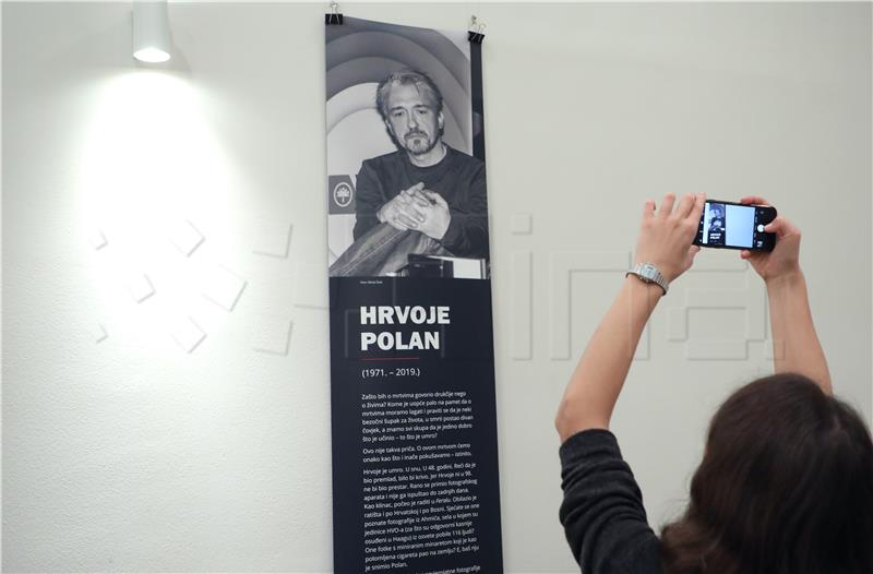 Izložba fotografija Hrvoja Polana '' Iza sedam logora: Od zločina kulture do kulture zločina''