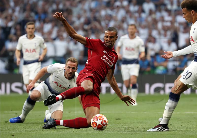 Matip u Liverpoolu do 2024.