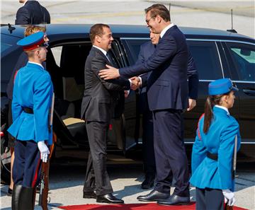 Medvedev visits Serbia on occasion of 75th anniversary of Belgrade's liberation