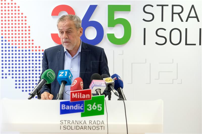 Tiskovna konferencija Stranke rada i solidarnosti