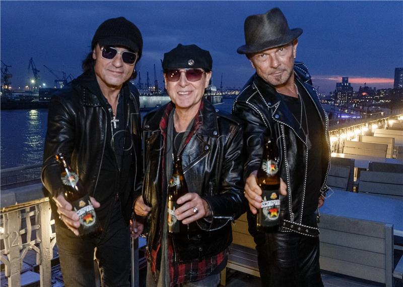 Scorpions presents beer with their name in Hamburg